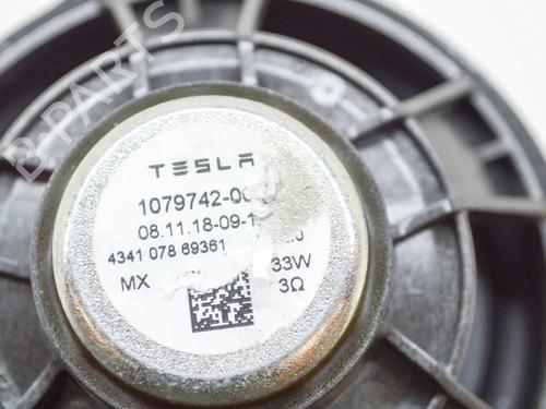Luidspreker TESLA MODEL 3 (5YJ3) EV AWD | BP27750650E2 