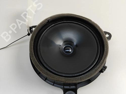 Used Speaker TOYOTA YARIS (_P21_, _PA1_, _PH1_) 1.5 Hybrid (MXPH10, MXPH11) (116 hp) 28559823
