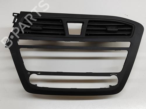Used Air vent HYUNDAI i20 II (GB, IB) 1.2 (84 hp) 24583542