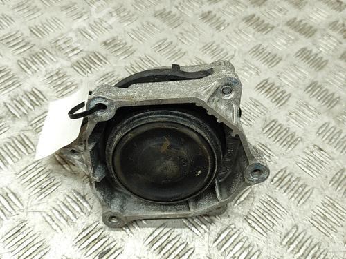 Used Engine mount Engine mount BMW 3 (F30, F80) 320 i xDrive (184 hp) 20675918 20675918