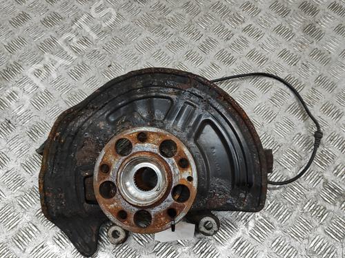 Used Right front steering knuckle MERCEDES-BENZ CLA Coupe (C117) CLA 180 (117.342) (122 hp) 18417743