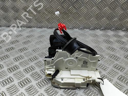 front-right-lock-porsche-911-992-2018-33378411 main image