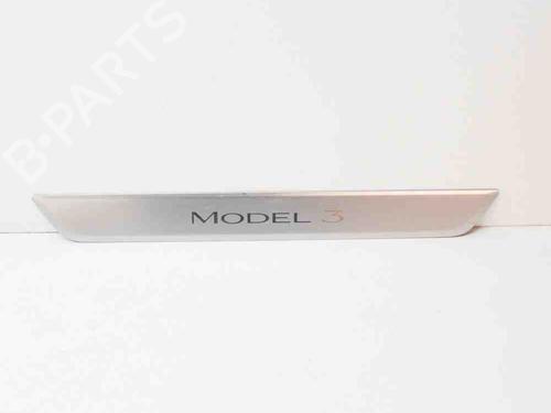 Trinnbrett TESLA MODEL 3 (5YJ3) EV AWD (351 hp) 27751522