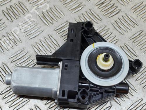 Left front window motor VOLVO V60 I (155) 1.6 DRIVe | BP8624419E21 