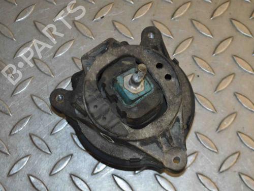 Used Engine mount BMW 1 (F20) 116 i (136 hp) 30227300