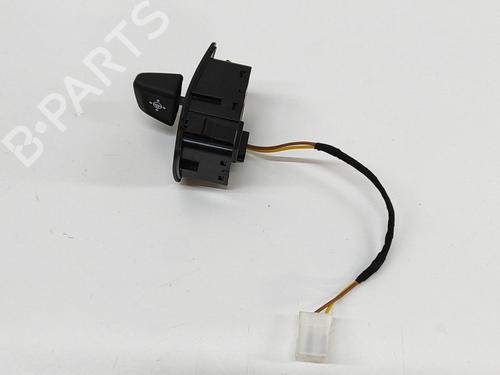 Switch BMW X7 (G07) xDrive 40 d Mild-Hybrid | BP27797395I30 
