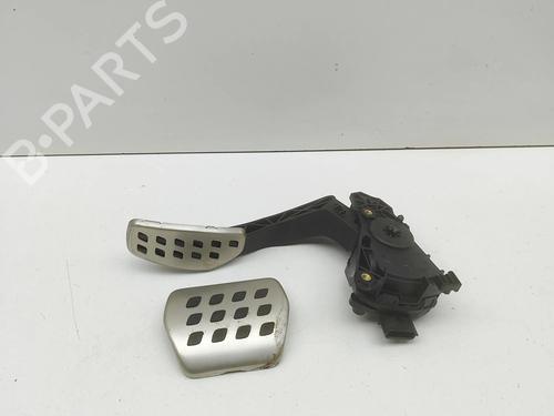 Pedal Pedal RENAULT ARKANA I (LCM_, LDN_) 1.6 E-TECH 145 (LDMU) (143 hp) 35727009 35727009