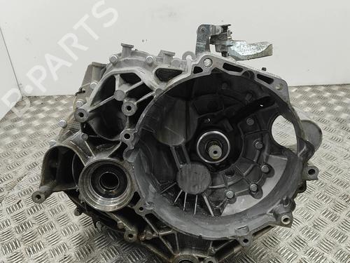 Getriebe für VW CRAFTER Van (SY_, SX_) 2.0 TDI FWD (SYB, SYC, SYD) (140 hp) 30937553