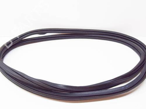 Used Rubber door seal VW TIGUAN (AD1, AX1) 2.0 TDI (150 hp) 14619265