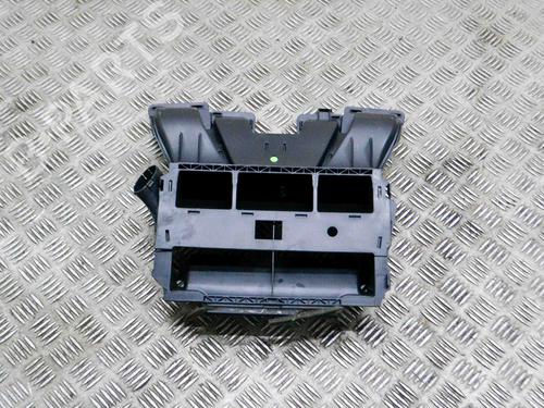 Used Air vent LAND ROVER DISCOVERY III (L319) 2.7 TD 4x4 (190 hp) 14639821