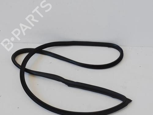 Used Rubber door seal Rubber door seal BMW 2 Coupe (F22, F87) M 235 i (326 hp) 14660322 14660322