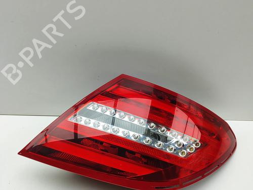 Used Right taillight Right taillight MERCEDES-BENZ C-CLASS (W204) C 350 CDI (204.023) (265 hp) 29731101 29731101