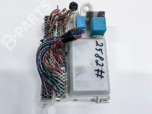 Fuse box TOYOTA HILUX VII Pickup (_N1_, _N2_, _N3_) 3.0 D-4D 4WD (KUN26) | BP6759069E1 