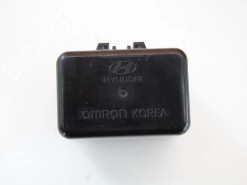 Used Electronic module HYUNDAI SANTA FÉ II (CM) 2.2 CRDi 4x4 (155 hp) 9862137