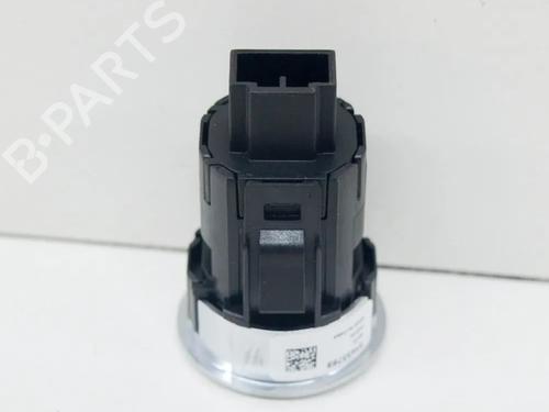 Switch VOLVO XC40 (536) T3 | BP27752325I30