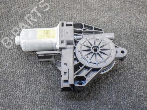 Used Left front window motor VOLVO V40 Hatchback (525) D2 (120 hp) 6764295