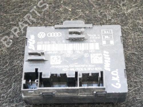 Used Electronic module AUDI Q3 (8UB, 8UG) 2.0 TDI (177 hp) 6739348