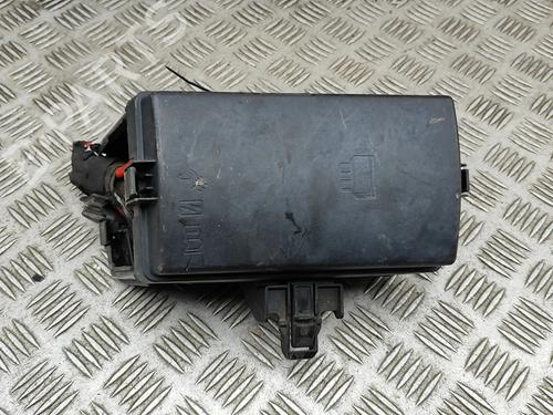 Used Fuse box Fuse box 39421259 39421259