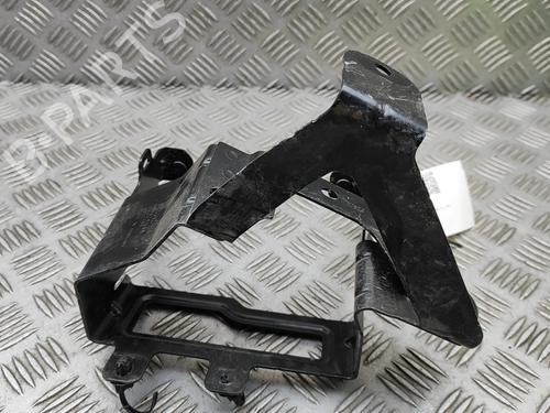 Stütze für VOLVO XC40 (536) B4 Mild-Hybrid (197 hp) 30679084