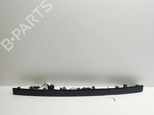 Pynteliste til bagklap Pynteliste til bagklap LAND ROVER DISCOVERY V (L462) 3.0 D 4x4 (211 hp) 33882865 33882865