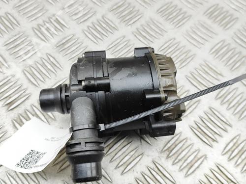 Used Auxiliary water pump Auxiliary water pump BMW 8 Gran Coupe (G16, F93) 840 i (333 hp) 33825518 33825518