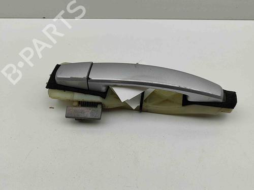 Used Front left exterior door handle CHEVROLET CAPTIVA (C100, C140) 2.0 D 4WD (150 hp) 28674695