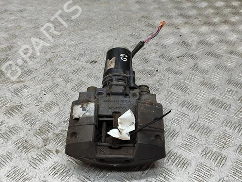 Used Right rear brake caliper TESLA MODEL S (5YJS) P100D AWD (772 hp) 28436570