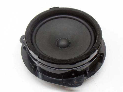Used Speaker AUDI A3 Limousine (8VS, 8VM) 30 TFSI (115 hp) 6775545