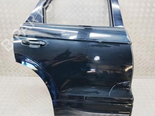 right-rear-door-vw-touareg-cr7-rc8-2017-38706597 main image