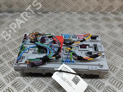 Fuse box JAGUAR F-PACE (X761) 2.0 P400e Plug-in Hybrid | BP28275582E1 