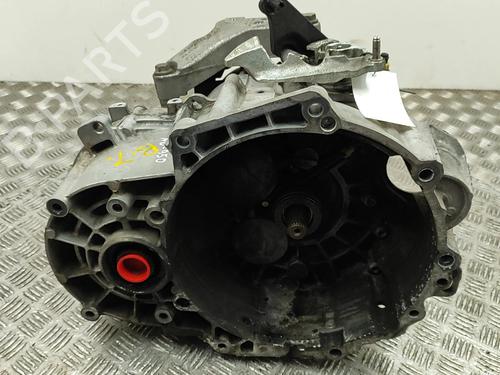 gearbox-renault-trafic-iii-platformchassis-eg_-2014-24142758 main image