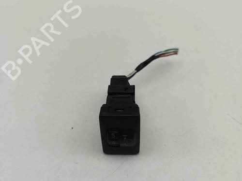 Used Switch TOYOTA HILUX VIII Pickup (_N1_) 2.4 D 4WD (GUN125_, GUN125R) (150 hp) 29459450