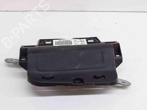 Used Right seat airbag PEUGEOT 2008 II (UD_, US_, UY_, UJ_, UR_, UC_) e-2008 (UKZKXZ) (136 hp) 27764309