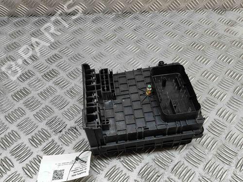 Used Fuse box VW PASSAT B7 Variant (365) 1.6 TDI (105 hp) 27267259