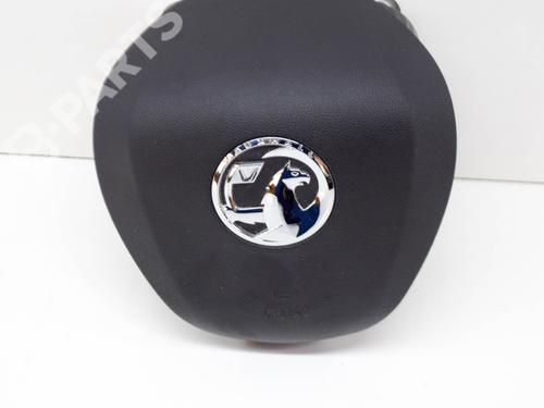 Used Driver airbag Driver airbag OPEL CORSA E (X15) 1.4 (08, 68) (90 hp) 8352979 8352979
