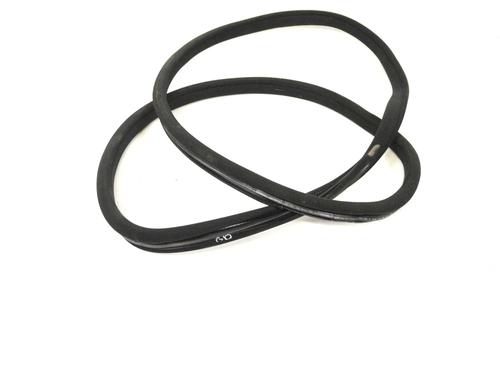 rubber-door-seal-mercedes-benz-c-class-t-model-s204-2007-2008-2009-2010-2011-2012-2013-2014-33349198 main image