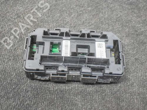 Used Fuse box Fuse box BMW 2 Convertible (F23) M 235 i (326 hp) 6766004 6766004