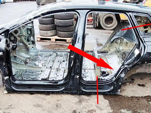 left-rear-fenders-audi-q4-e-tron-suv-f4b-2020-36952440 main image