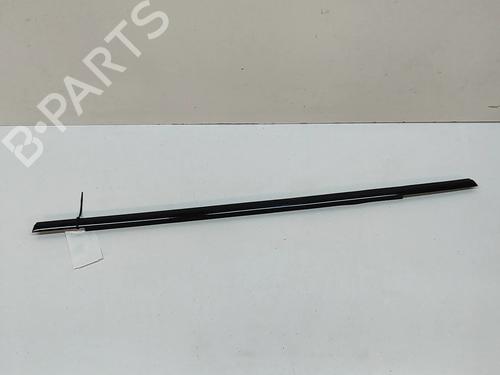 Dørliste AUDI Q5 (FYB, FYG) 2.0 TDI quattro (190 hp) 25883793