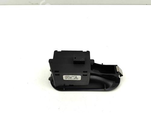 Switch PORSCHE TAYCAN Cross Turismo (Y1B) 4S Performance Battery Plus (Y1BDB1) | BP31762786I30