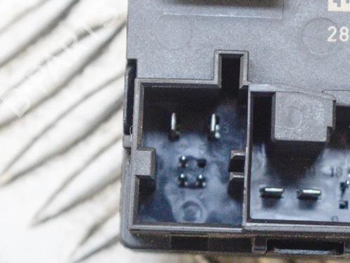 Electronic module AUDI Q5 (8RB) 2.0 TDI quattro | BP6756482M83