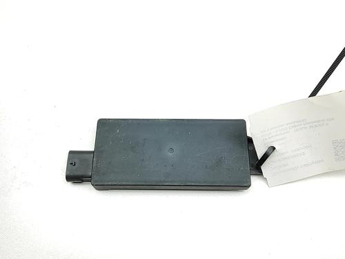 Electronic module TESLA MODEL Y (5YJY) Long Range All-wheel Drive | BP36232085M83 - Image 2