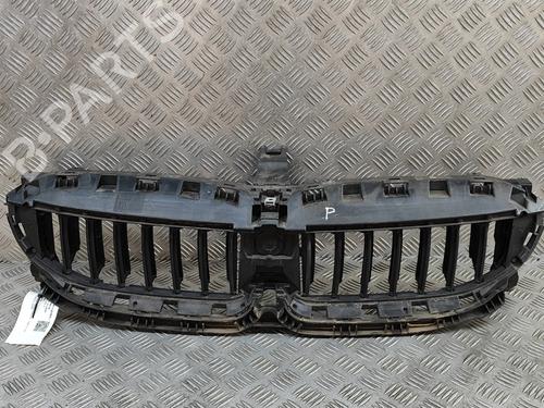 Used Grille BMW 3 (G20, G80, G28) 330 e Plug-in-Hybrid (292 hp) 28028452