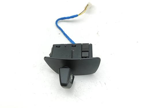 switch-bmw-x6-g06-f96-2019-33393637 main image