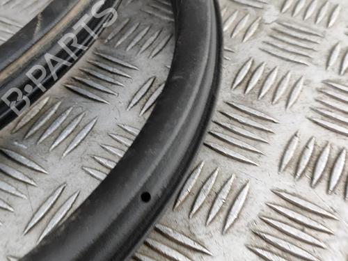 Rubber door seal JEEP AVENGER (J2) Electric | BP28560869C142 