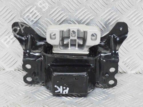 Engine mount AUDI Q3 (8UB, 8UG) 2.0 TDI quattro | BP6769381M89
