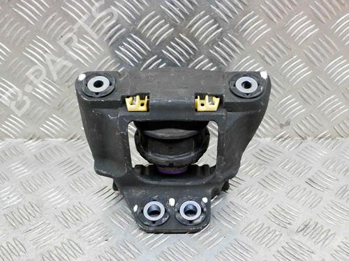 Used Engine mount BMW X5 (G05, F95) xDrive 40 i (340 hp) 8626111