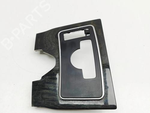 Mittelkonsole MERCEDES-BENZ CLS (C218) CLS 250 CDI / BlueTEC / d (218.303, 218.304) (204 hp) 31687263