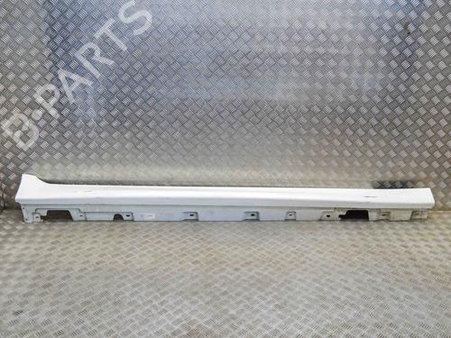 Used Right sideskirt BMW 5 (F10) 520 d (184 hp) 14653446