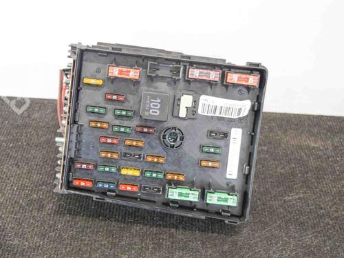 Used Fuse box AUDI Q3 (8UB, 8UG) 2.0 TDI quattro (184 hp) 6743621